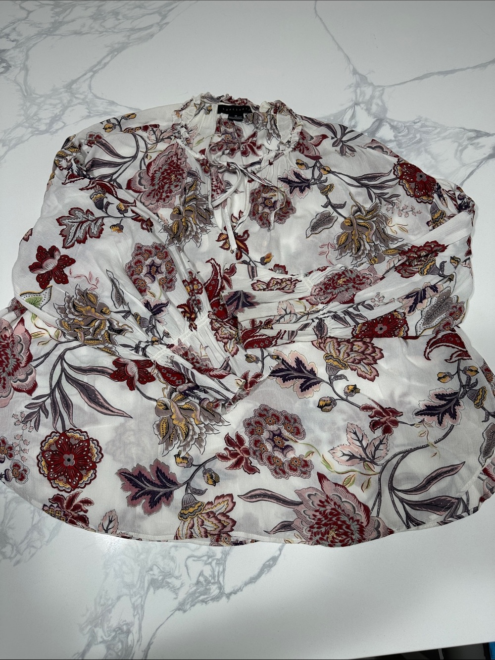 Sanctuary Floral Ruffle-Neck Blouse - White with Red & Gold Floral Print